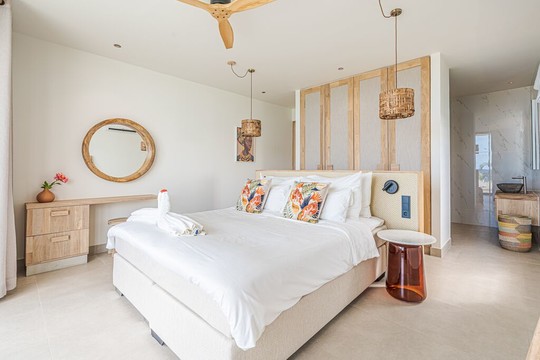 Master bedroom penthouse laguna view