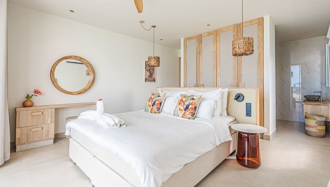 Master bedroom penthouse laguna view
